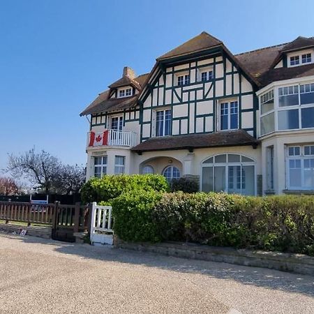 Maison De Vacances Bord De Mer Normandie Plage Du Debarquement Proche Caen Bernieres-sur-Mer Bagian luar foto